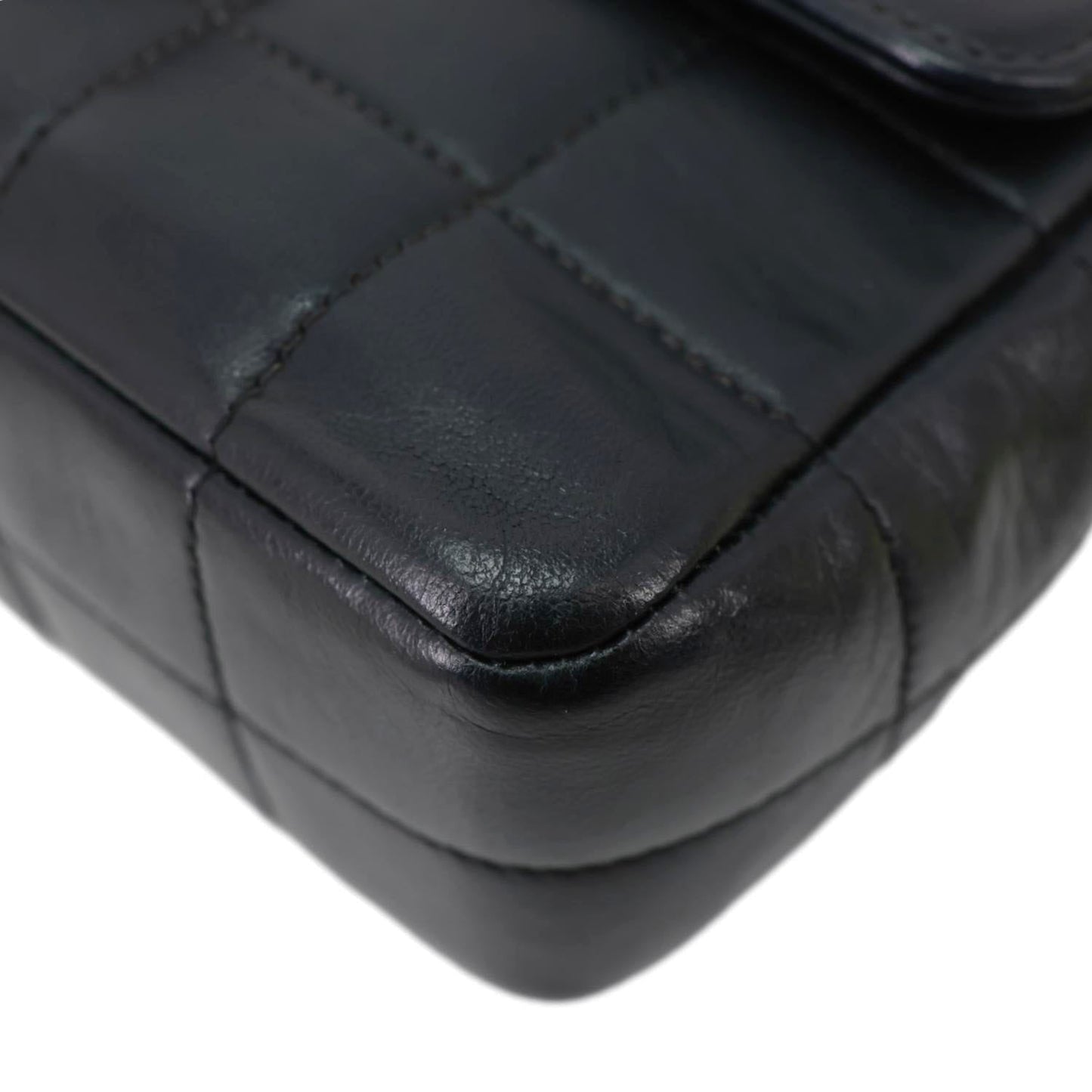 CHANEL Camellia Chocolate Bar Flap Mini Quilted Lambskin Leather Crossbody Bag Black