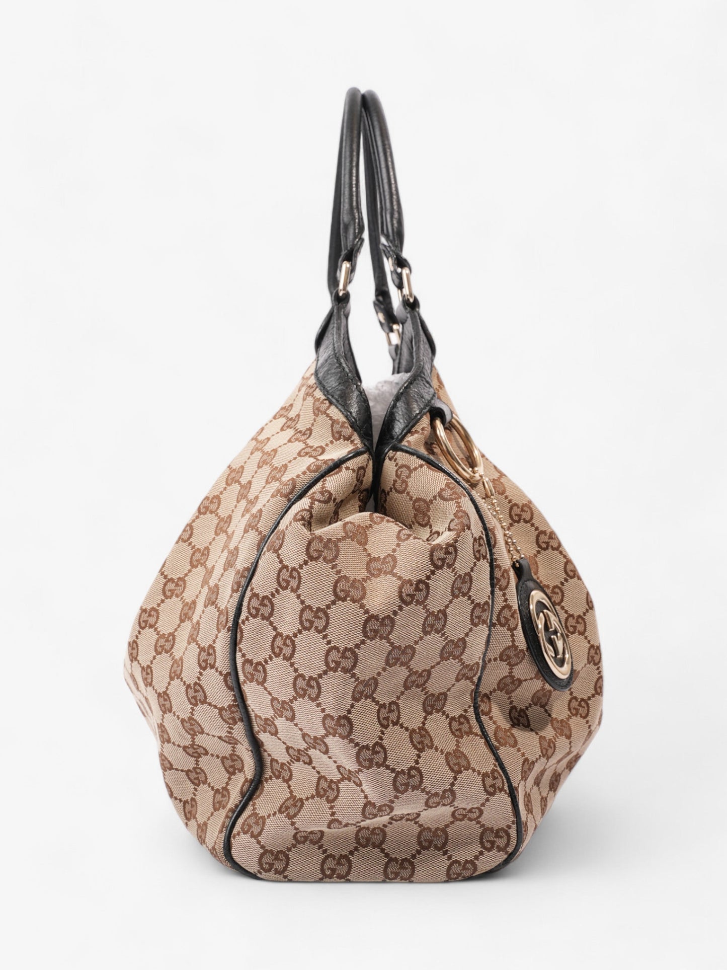 Gucci Sukey Large Beige And Ebony GG Supreme Canvas