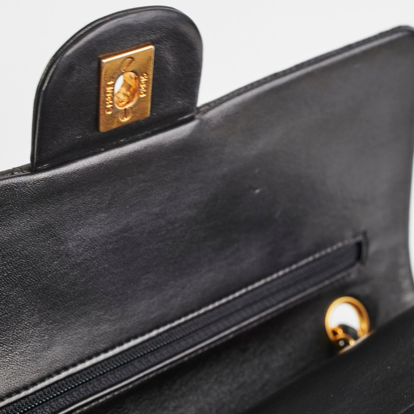 Chanel  M/L Classic Flap Lambskin Black- Series 2