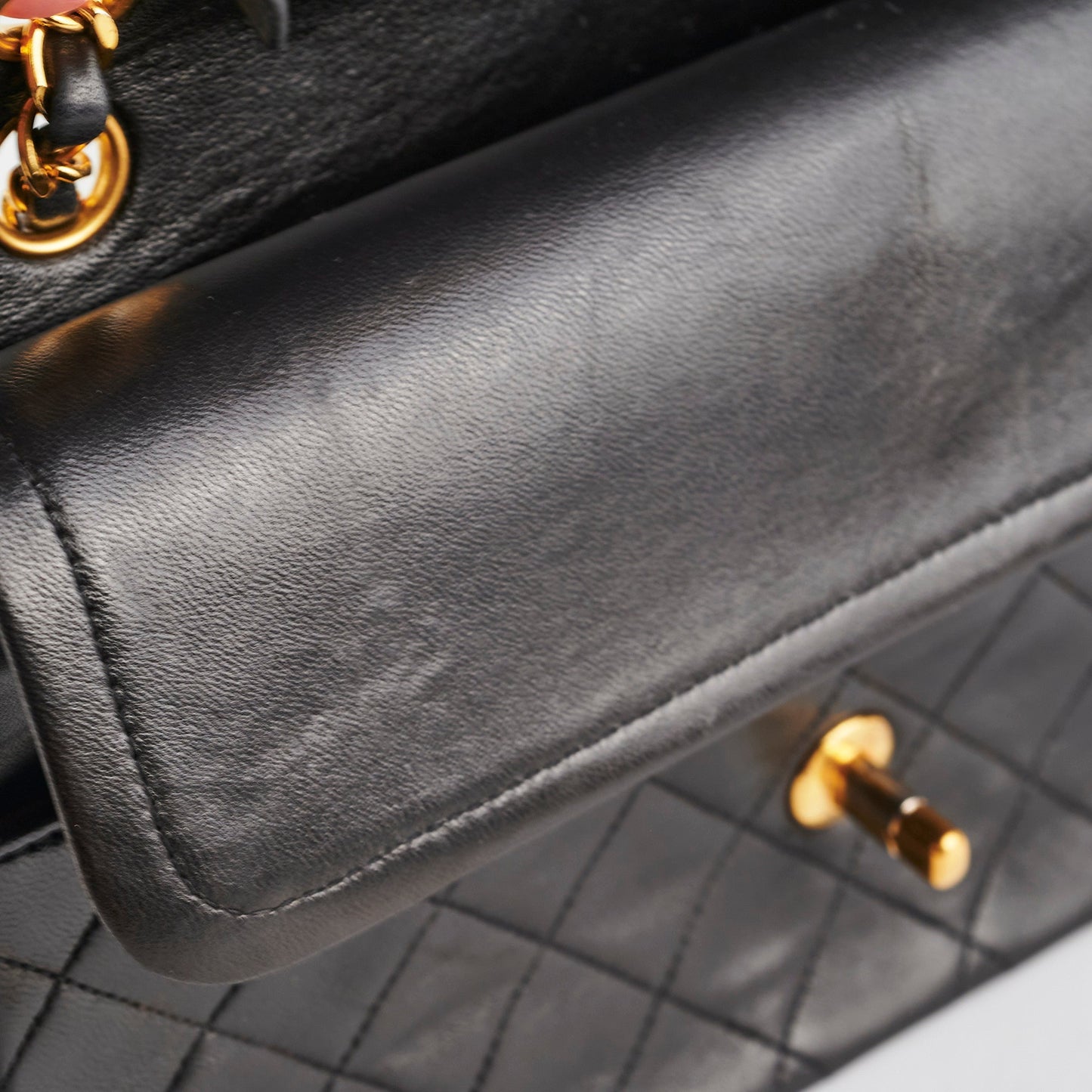 Chanel  M/L Classic Flap Lambskin Black- Series 2
