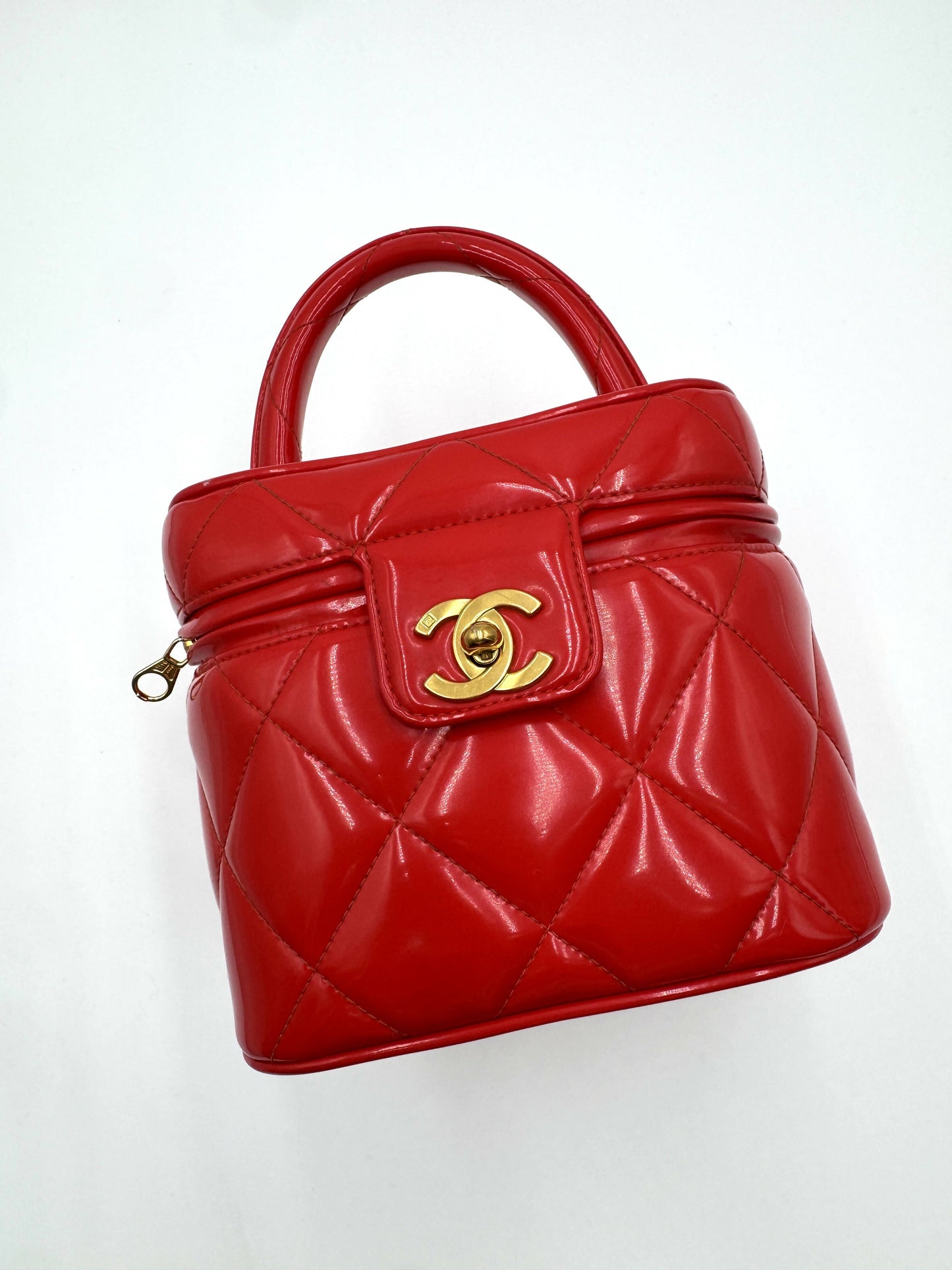 Chanel 1995  Barbie Red Heart-Mirror Vanity Case Bag