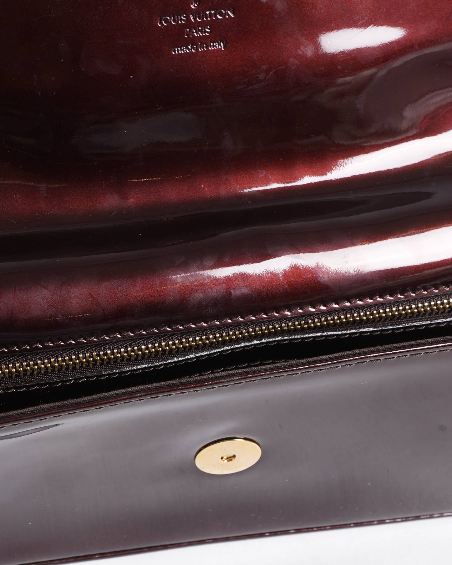 Louis Vuitton Amarante Vernis Sobo Clutch