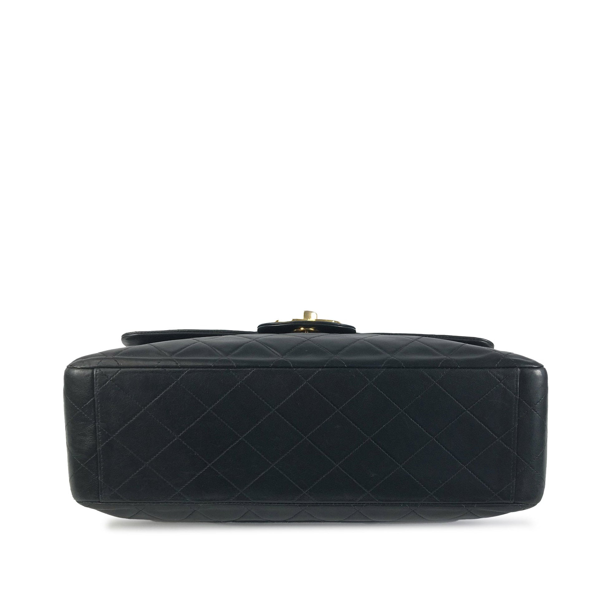 Chanel 35 Shoulder Bag - Ewore Bags