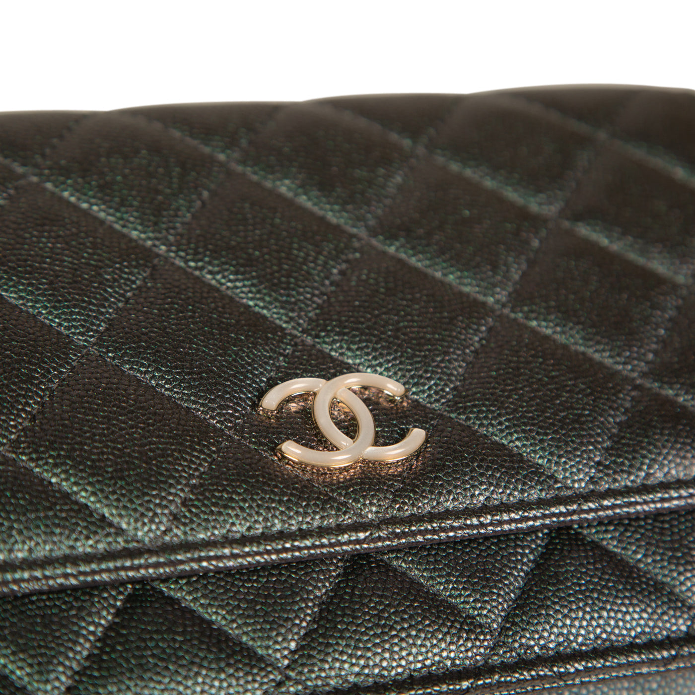 Chanel Wallet on Chain - Iridescent