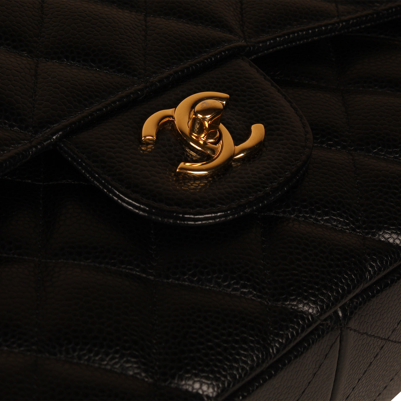 Chanel Classic Flap Bag - Jumbo - Caviar
