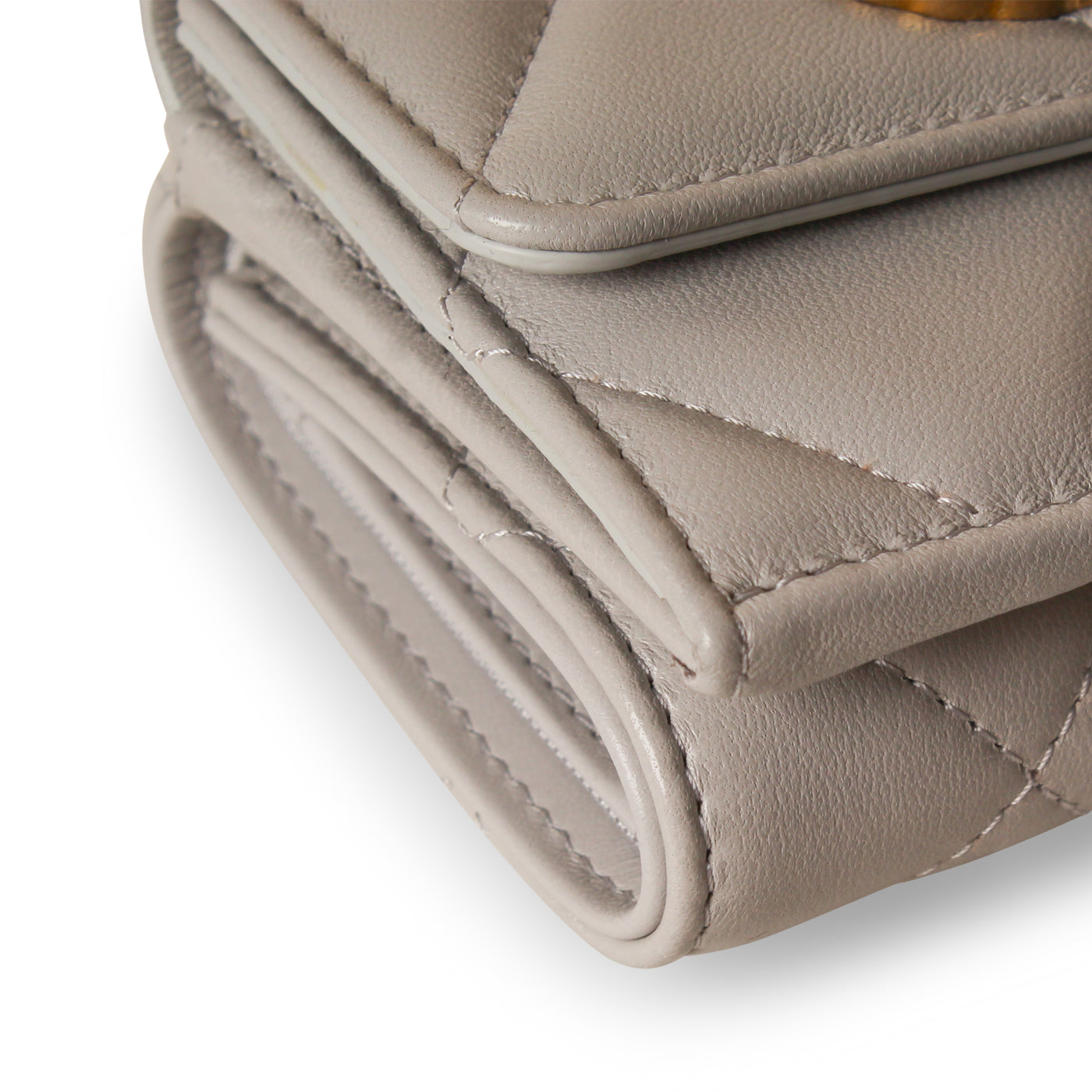 Chanel Chanel 19 Flap Purse