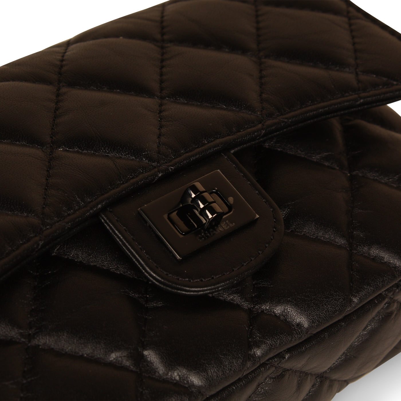 Chanel O-Case Re-Issue Crossbody - Black calfskin