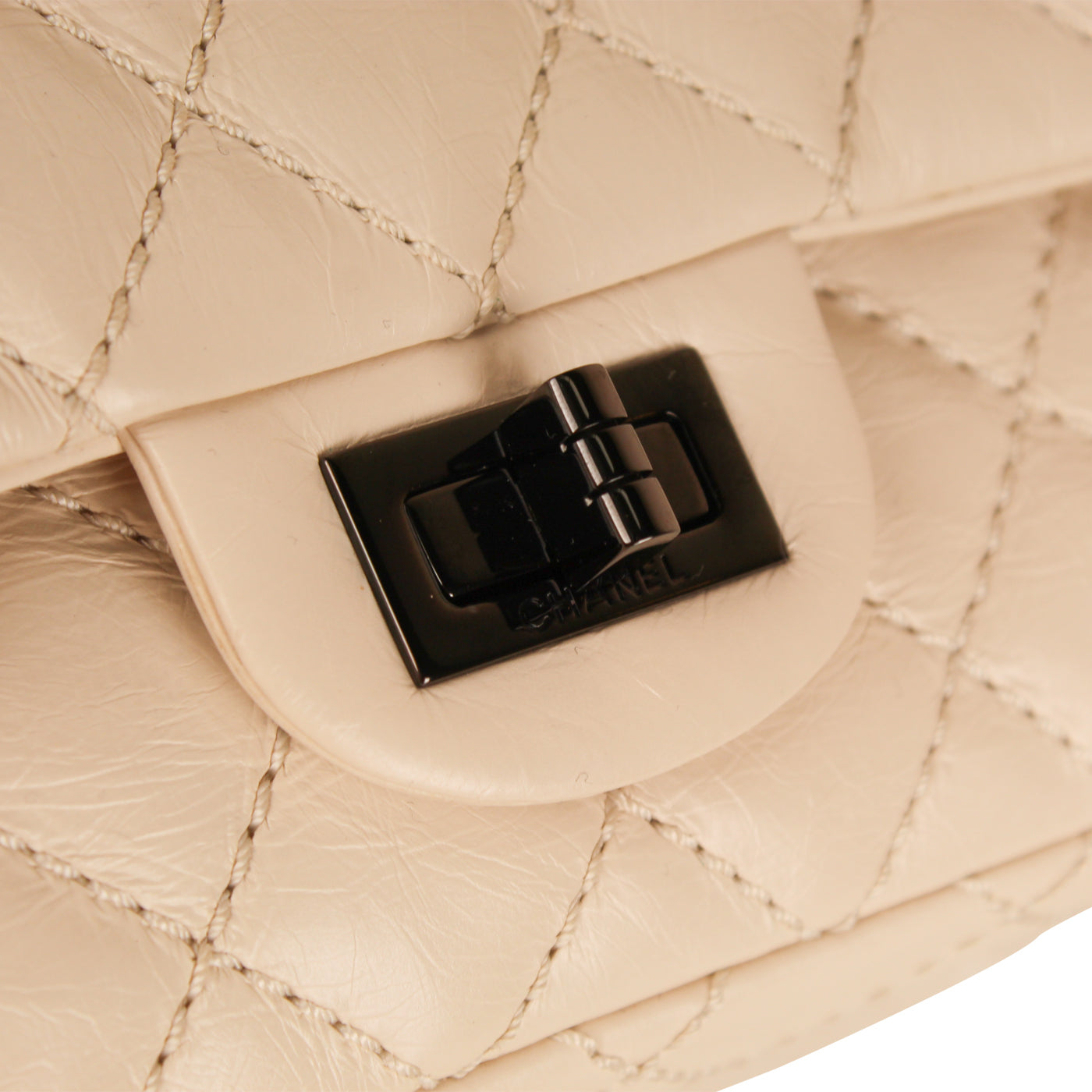 Chanel 2.55 Re-issue - 224