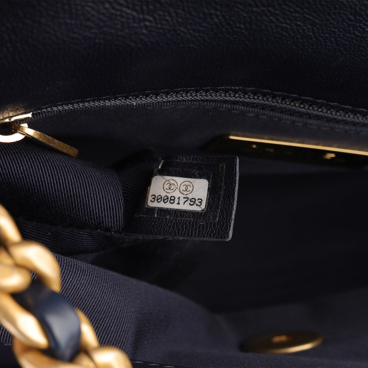 Chanel Chanel 19 - Small