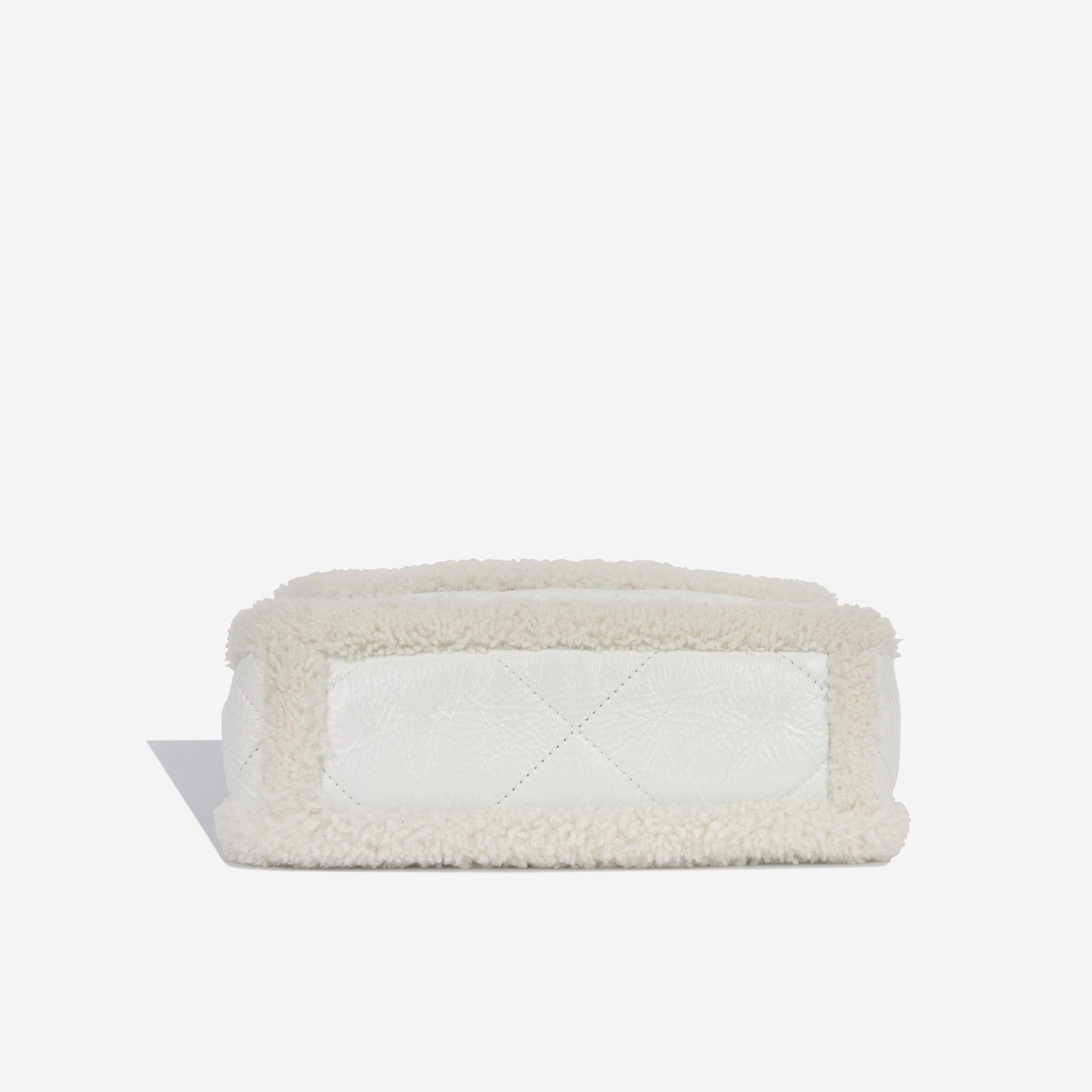 Chanel Chanel 19 - Shearling