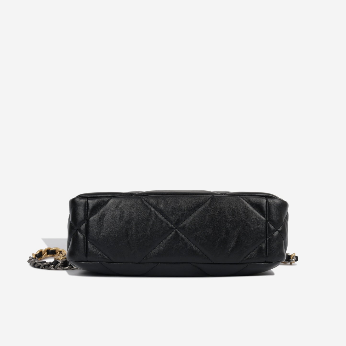 Chanel Chanel 19 - Small