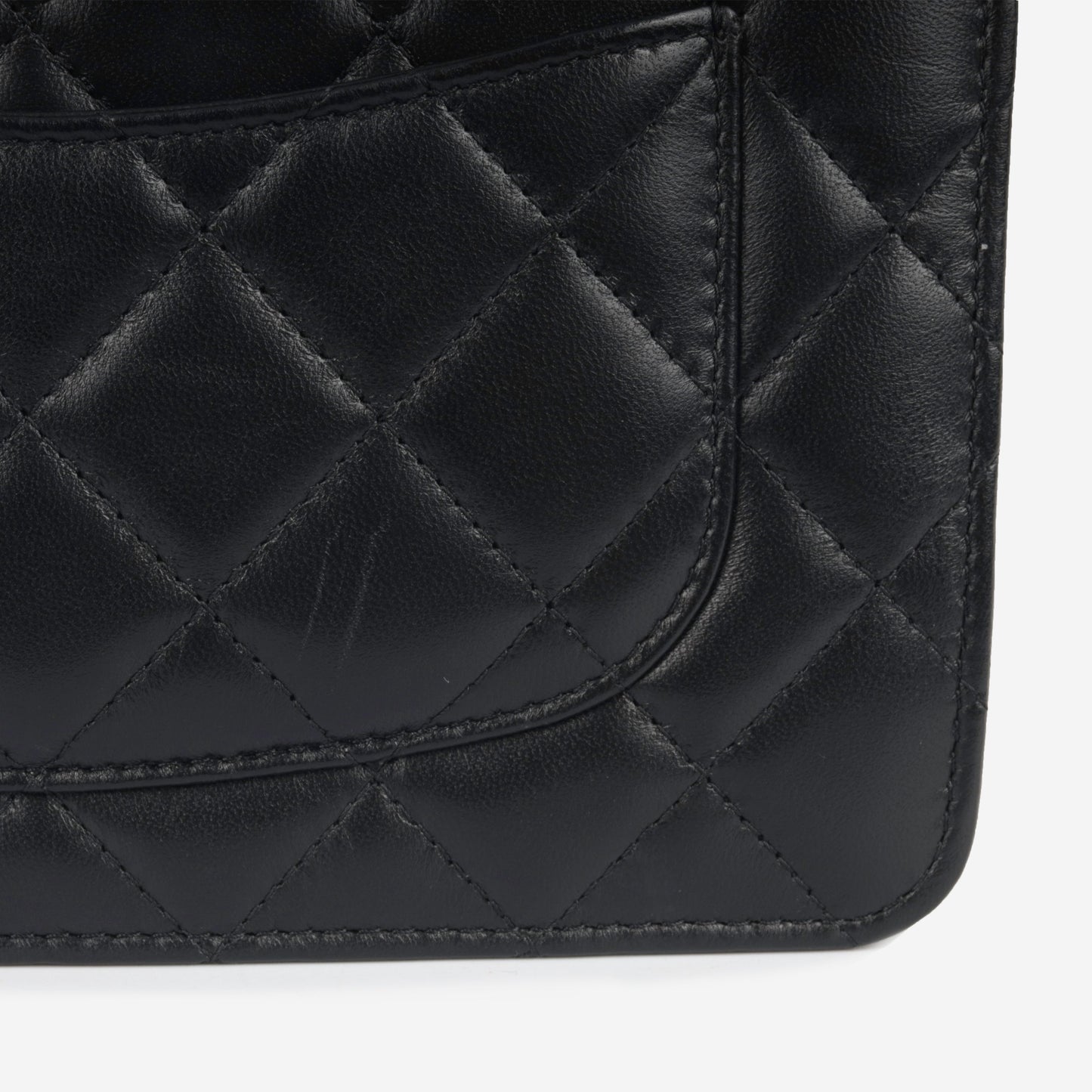 Chanel Wallet on Chain