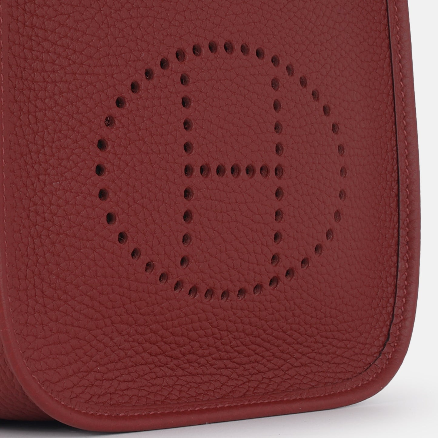 Hermès Mini Evelyne 16 - Rouge H Clemence | Gold Hardware