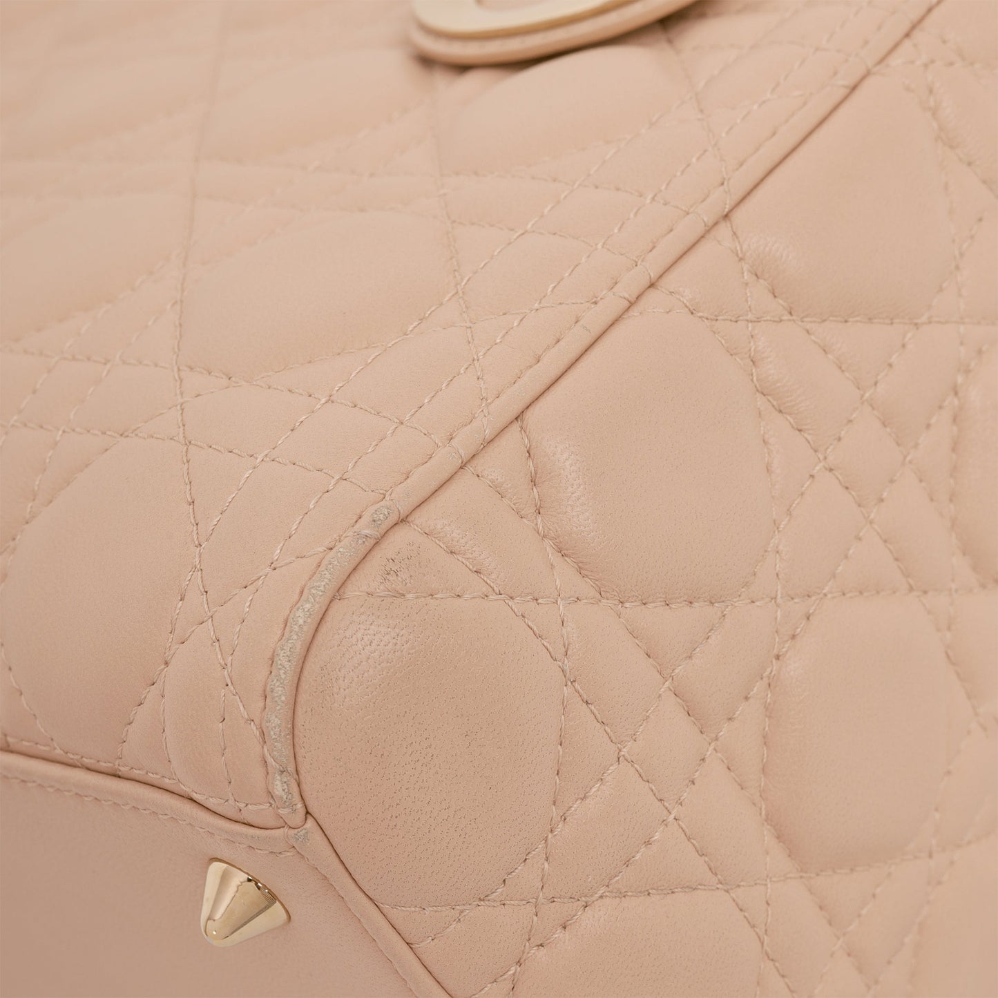 Dior Medium Lady Dior - Blush Lambskin | Champagne Gold Hardware