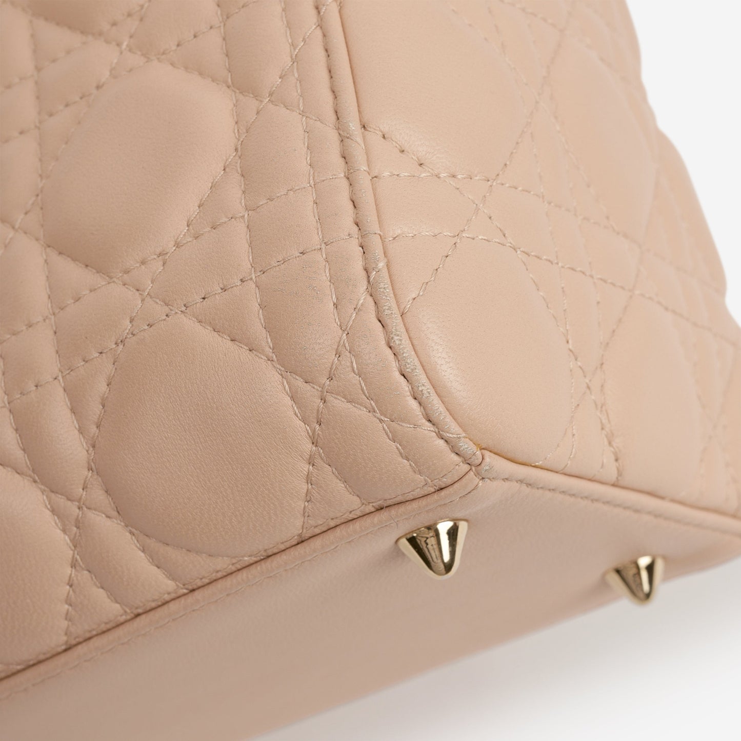 Dior Medium Lady Dior - Blush Lambskin | Champagne Gold Hardware