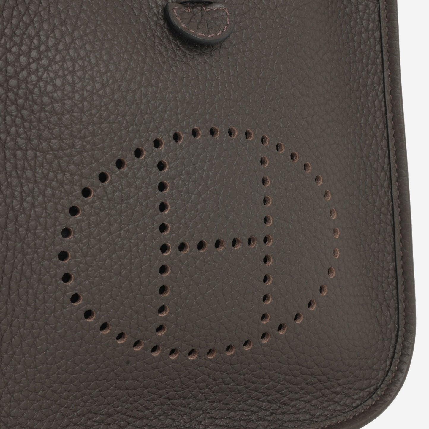 Hermès Evelyne TPM - Ebene Clemence / Gris Pale / Etoupe Strap | Gold Hardware
