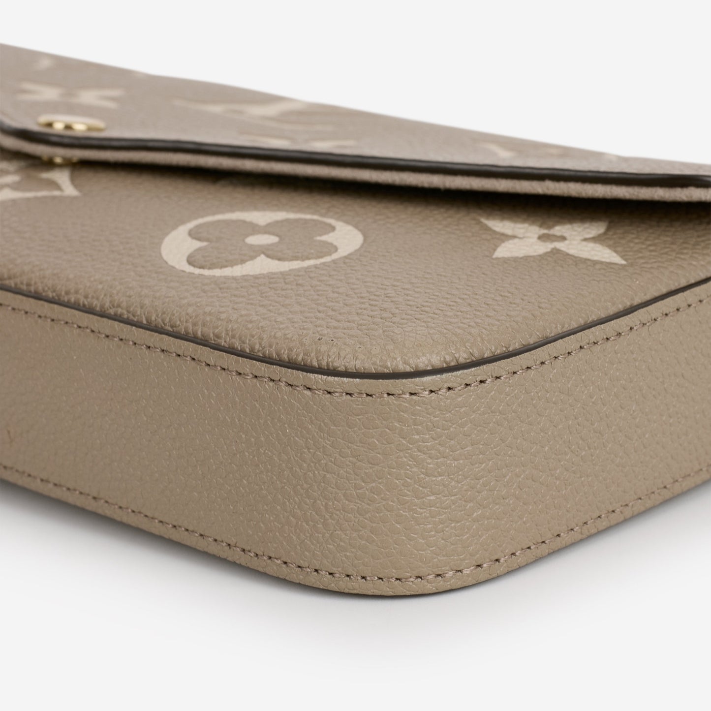 Louis Vuitton - Pochette Felicie - Tourterelle / Cream Empreinte | Gold Hardware