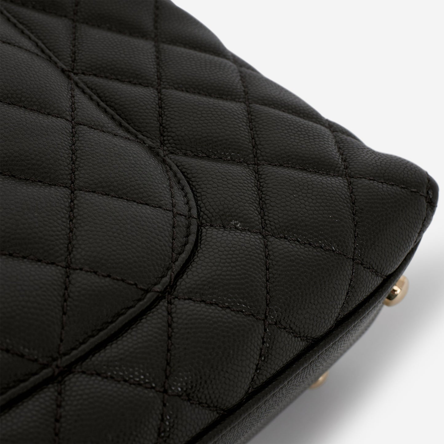 Chanel Medium Coco Handle - Black Caviar | Champagne Gold Hardware