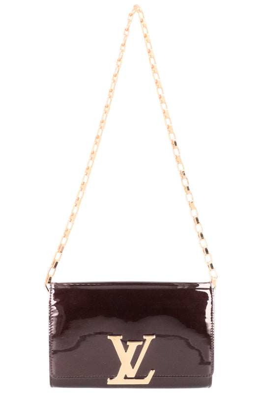 LOUIS VUITTON Louise LV Chain Clutch Amaranthe Patent