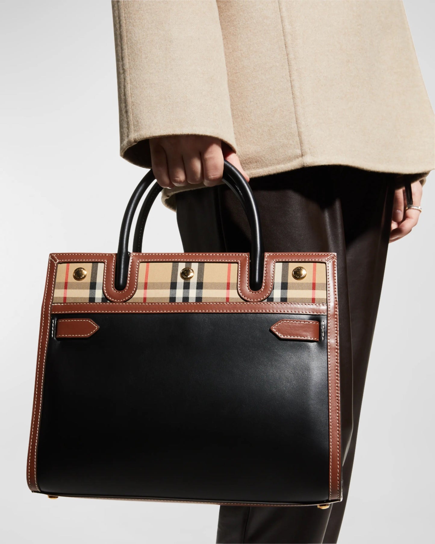 Burberry Title Shoulder Bag - Ewore Bags