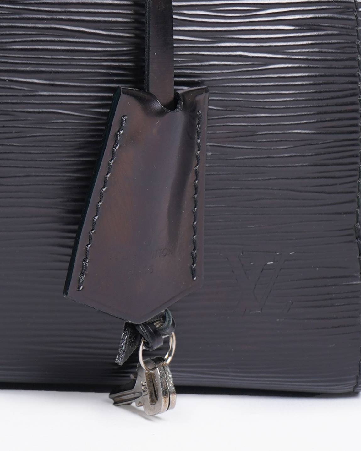Louis Vuitton Pont Neuf  leather Handbag