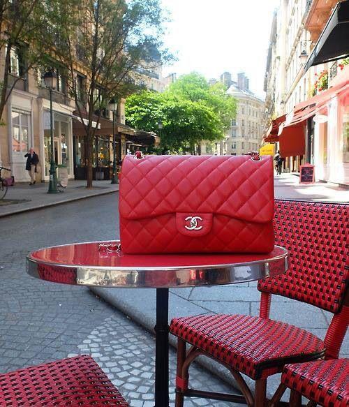 Chanel Classic Clutch With Chain  CWC Lambskin Red SiLouis Vuittoner-Toned