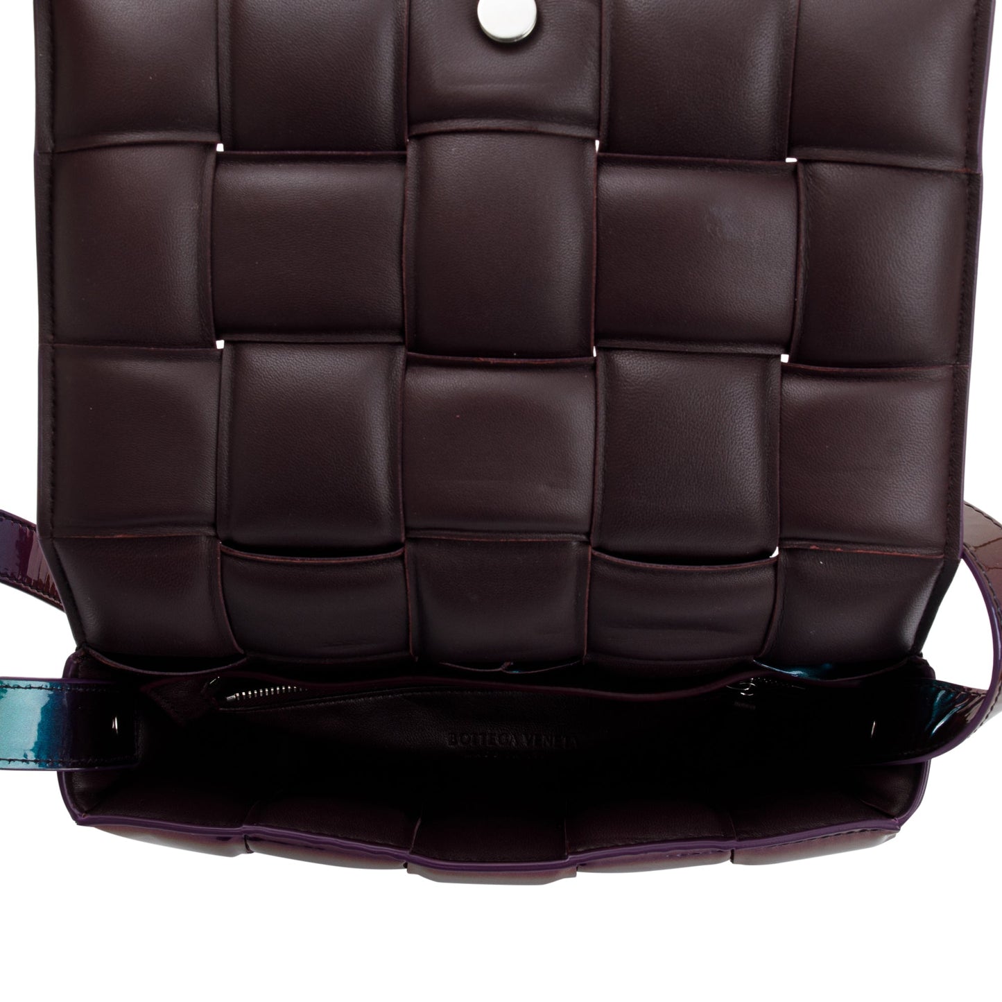 Bottega Veneta 2026 Holographic Glossy Nail Polish Nappa Intrecciato Padded Cassette Bag