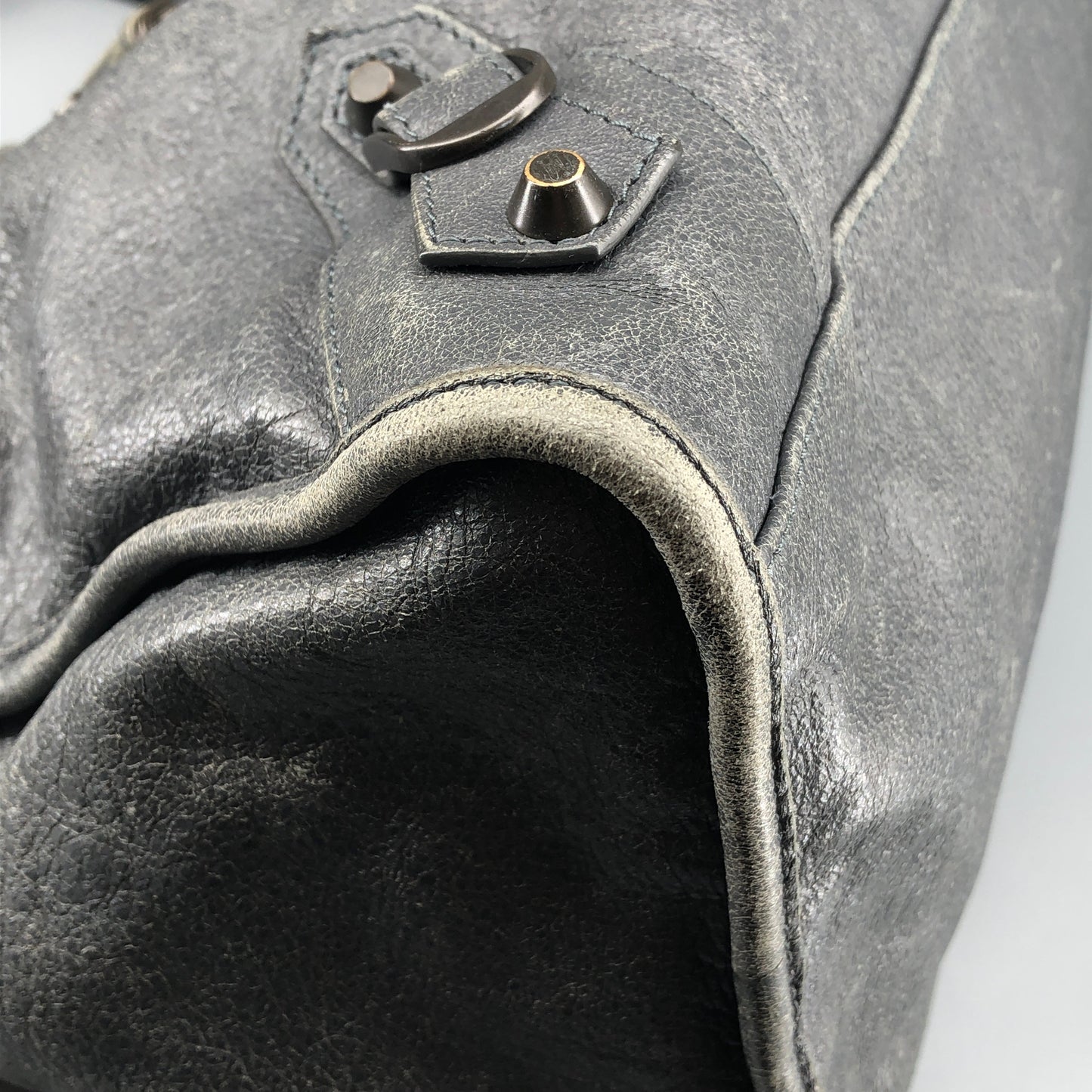 Balenciaga Classic City Distressed Leather Shoulder Handbag Grey