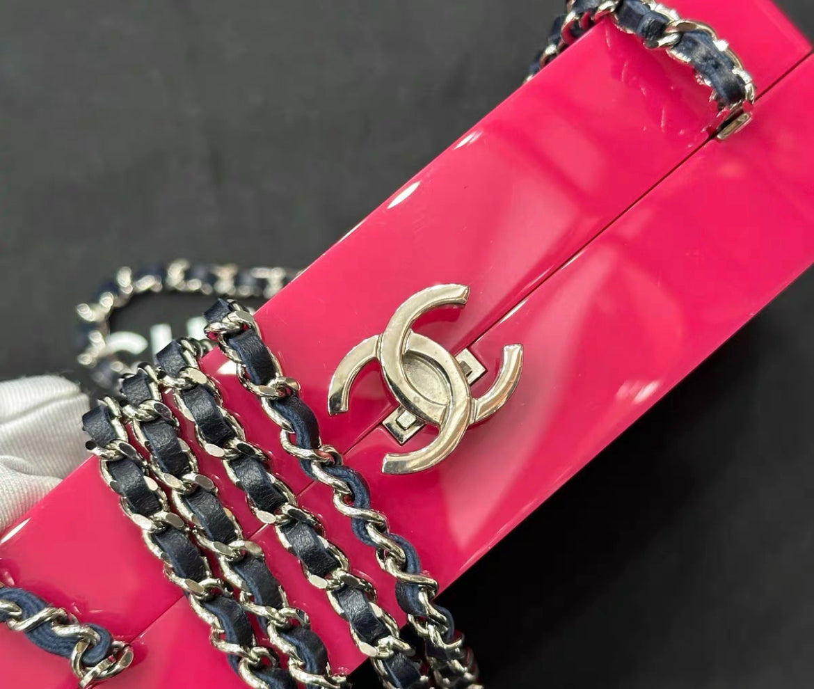 Chanel SS 2015 je ne suis pas en  e Minaudiere Clutch