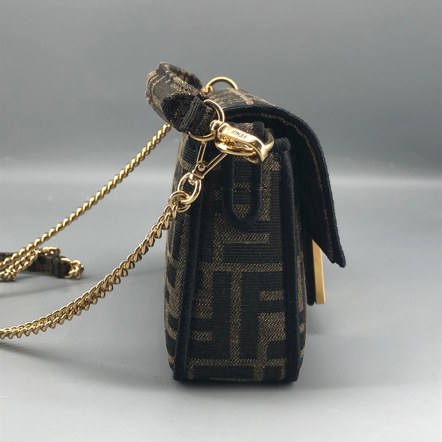 Fendi FF Zucca Baguette Mini Chain Bag Tobacco