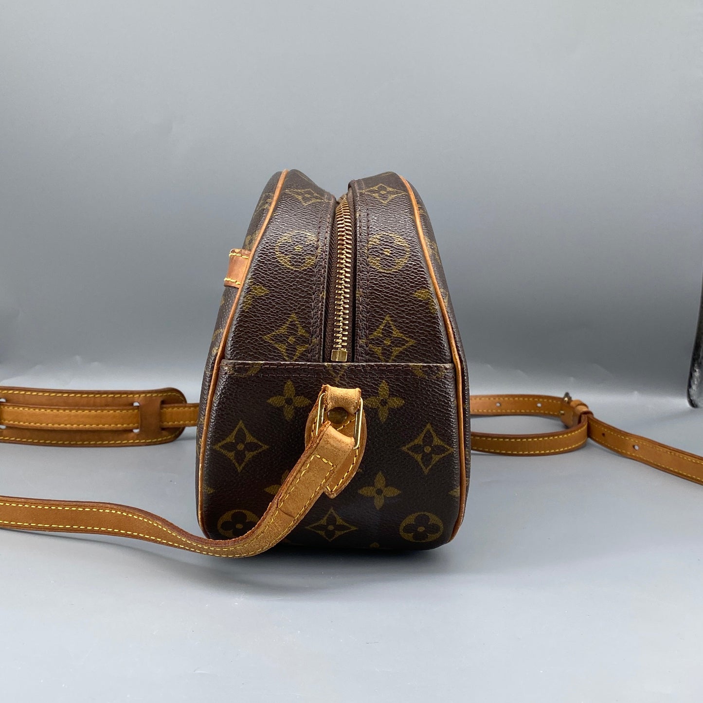 Louis Vuitton Monogram Brown Oval Crossbody Shoulder Bag