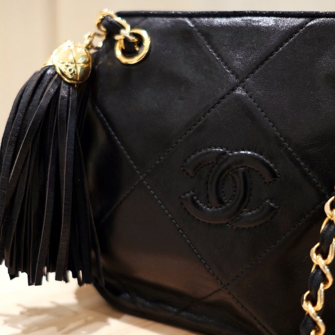 Chanel Matelassé Handbag Bag - Ewore Bags