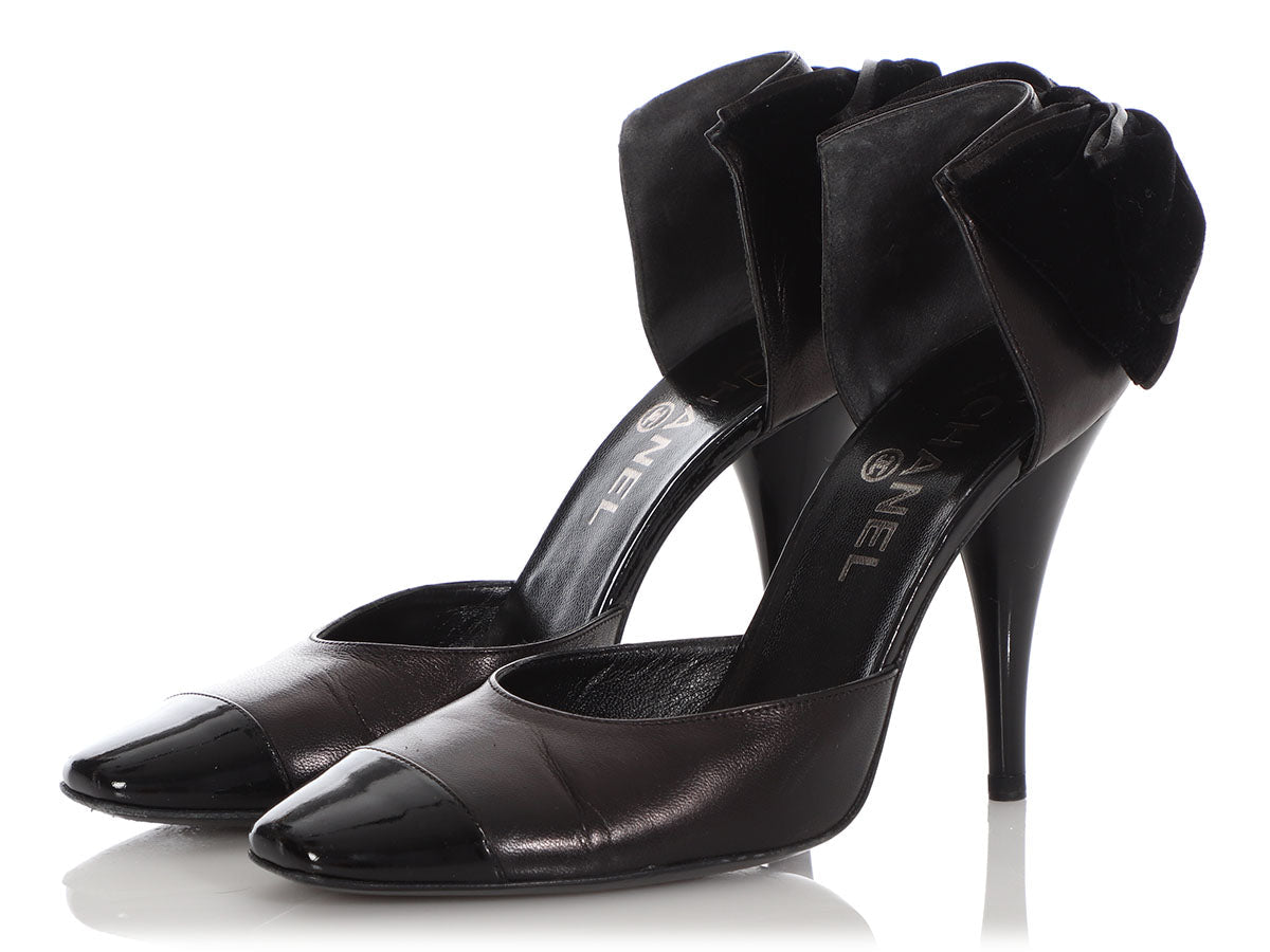 Chanel Black Bow Pumps