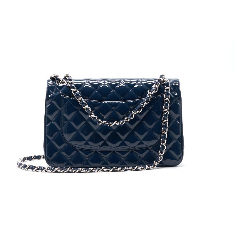 Chanel Classic Jumbo Double Flap Shoulder Bag