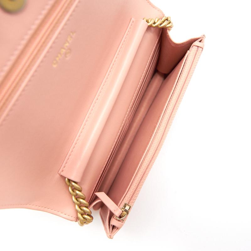 Chanel Boy Chanel Wallet on Chain cavier Pink with