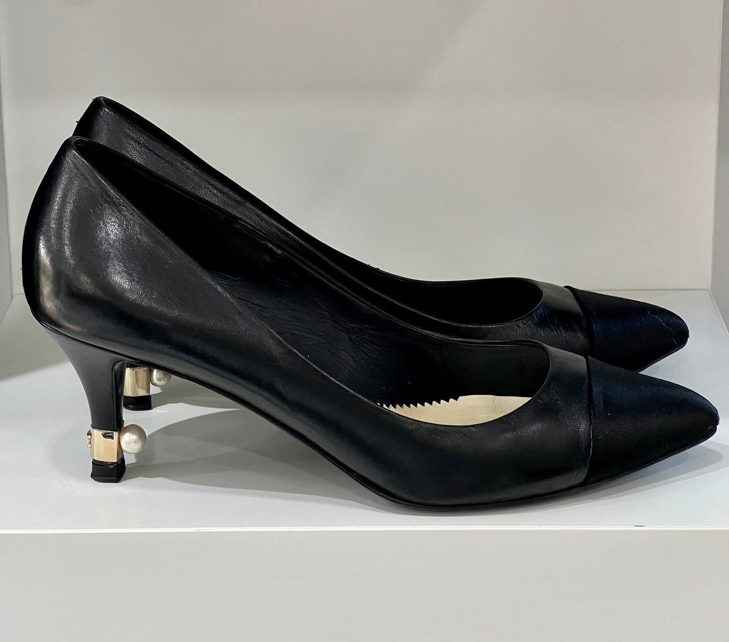 CHANEL CC CAP TOE PEARL EMBELLISHED HEEL PUMPS