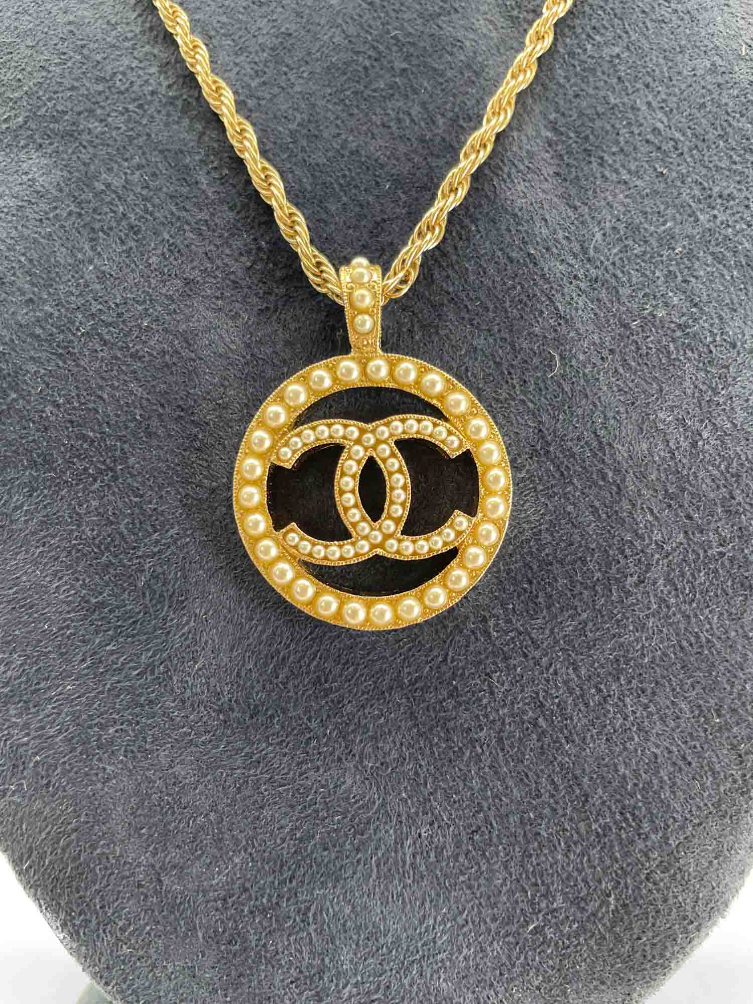 Chanel Handbag - Ewore Bags