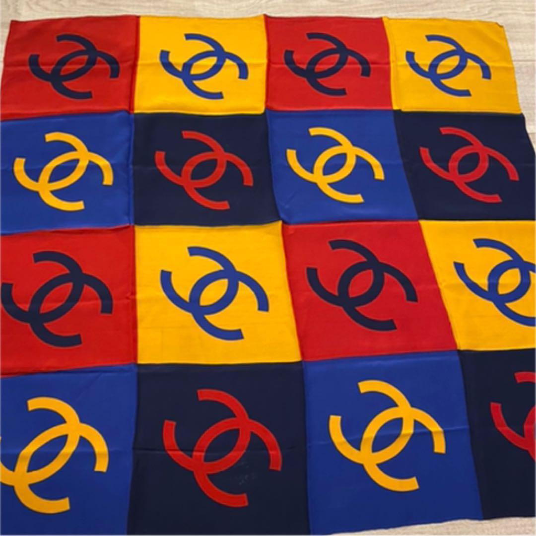 CHANEL CC MULTICOLOR SCARF