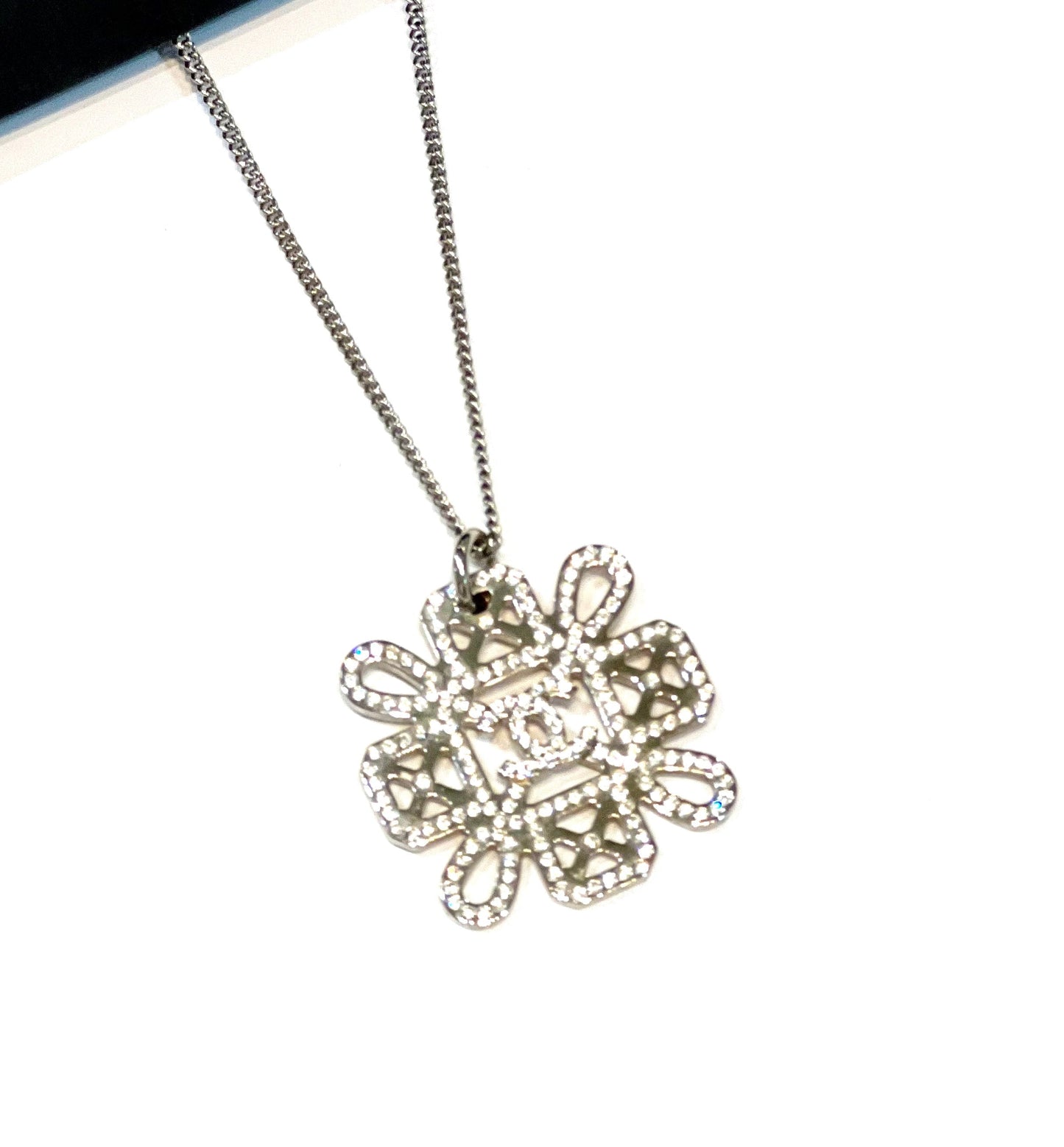 CHANEL STRASS CC PENDANT NECKLACE