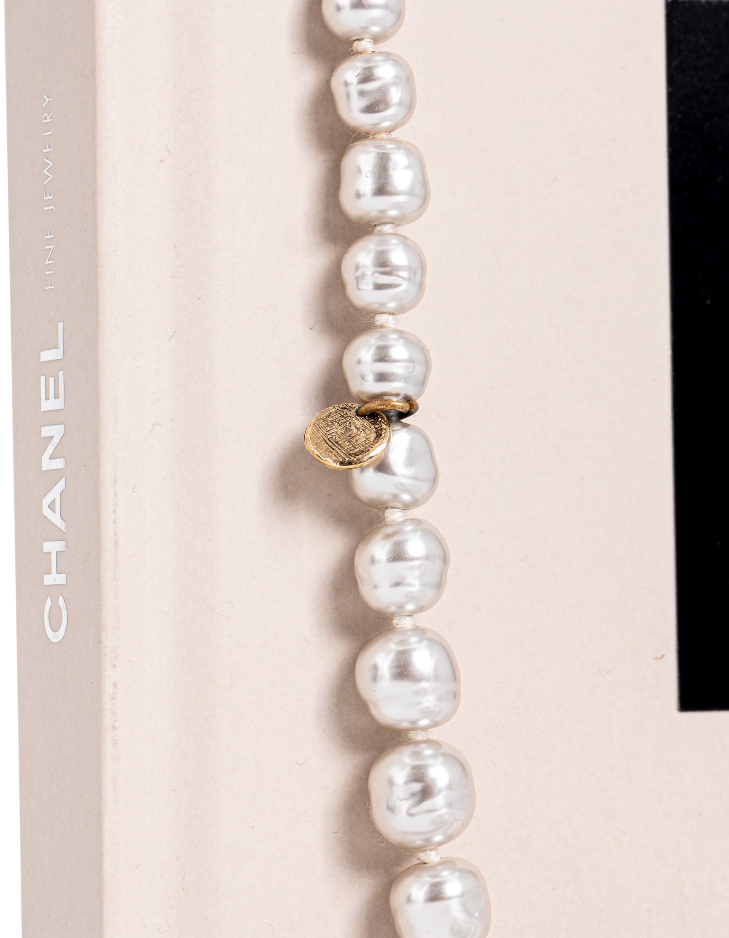 Chanel Handbag - Ewore Bags