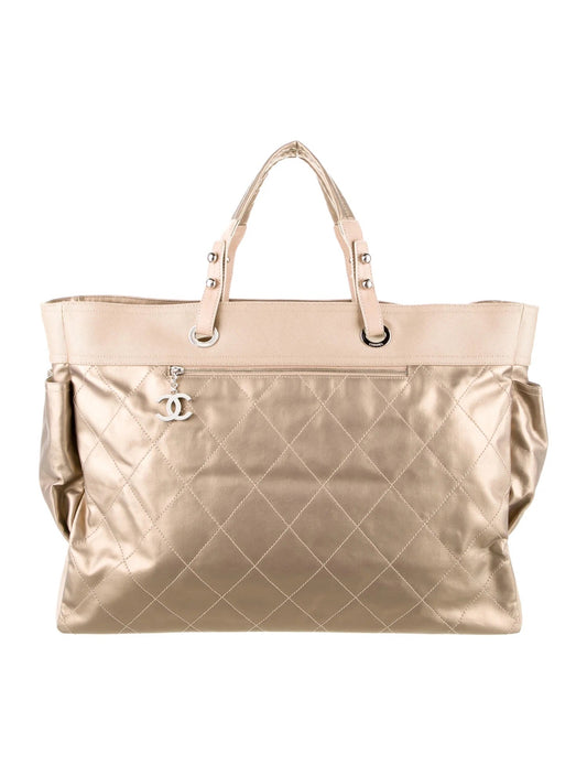CHANEL BIARRITZ QUILTED XL TOTE BAG