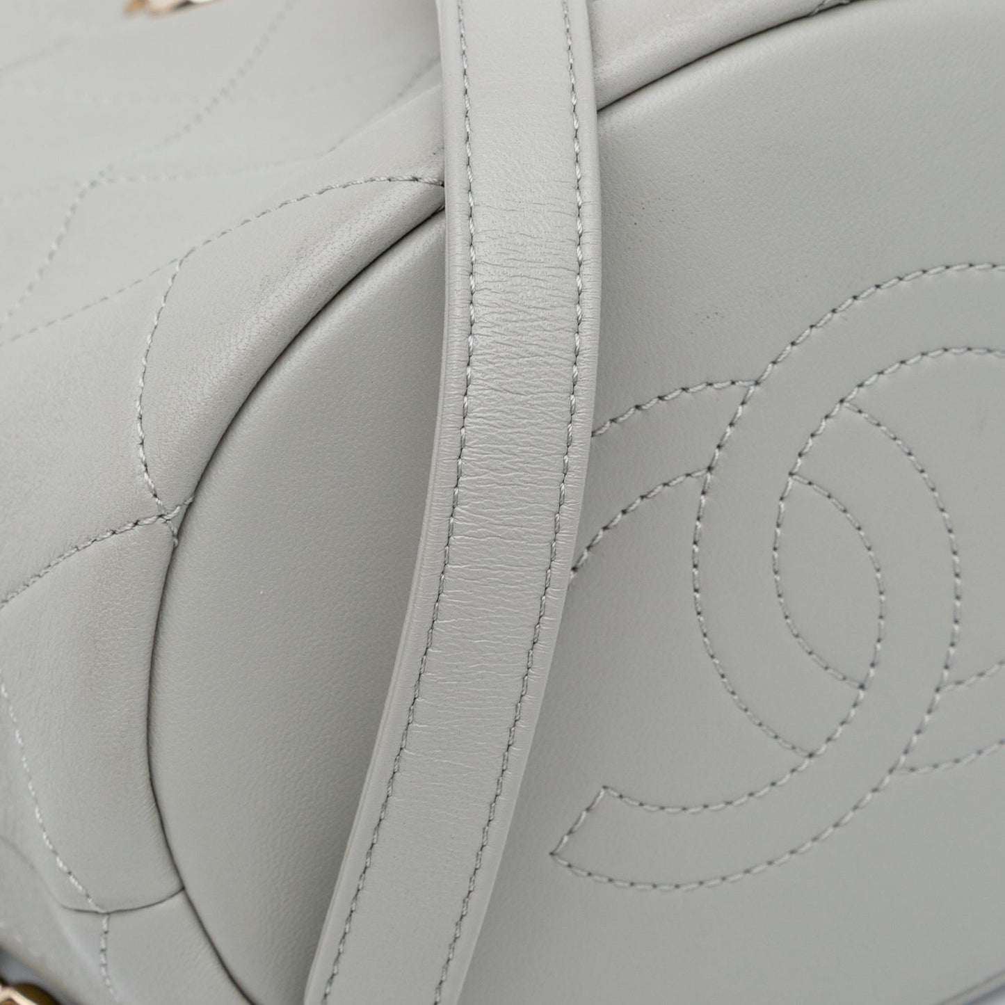 Chanel CC Quilted Calfskin Resin Bi-Color Chain Bucket Bag