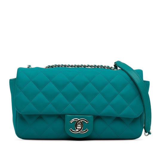 Chanel CC Quilted Calfskin Single Flap (SHG-MnSupA) Crossbody