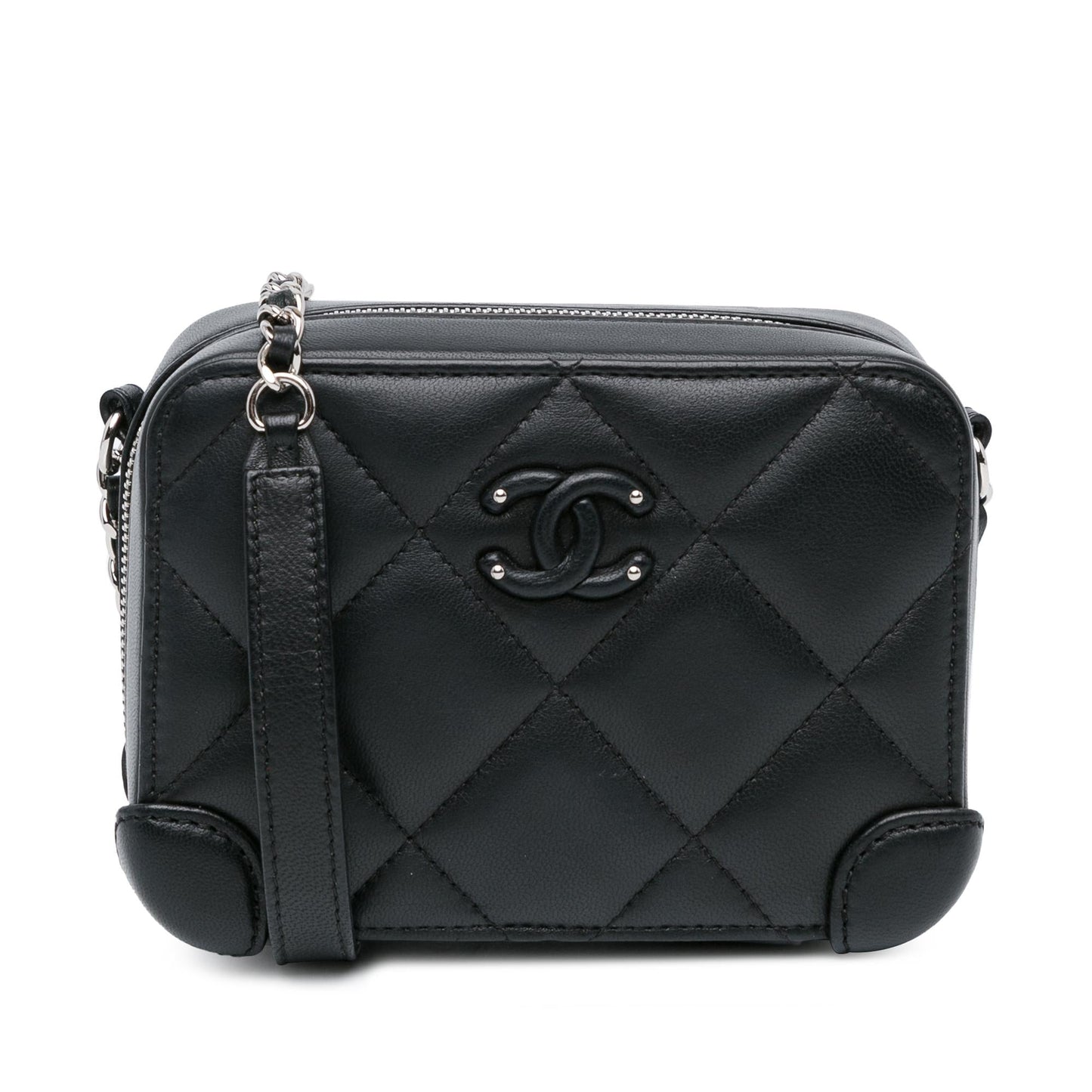 Chanel CC Quilted Lambskin Camera Case (SHG-93PTRz)