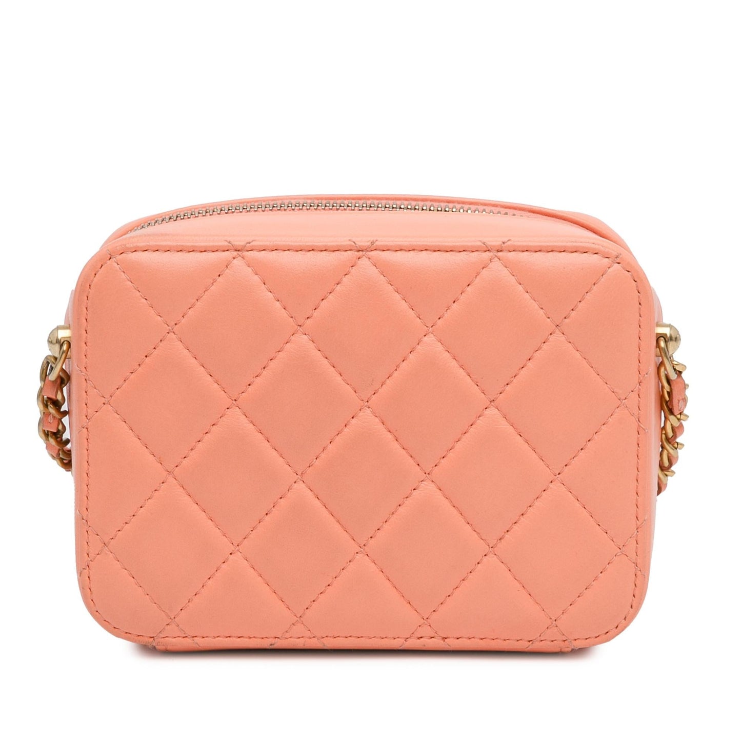 Chanel CC Quilted Lambskin Pearl Crush Camera Bag (SHG-5B4yyg)