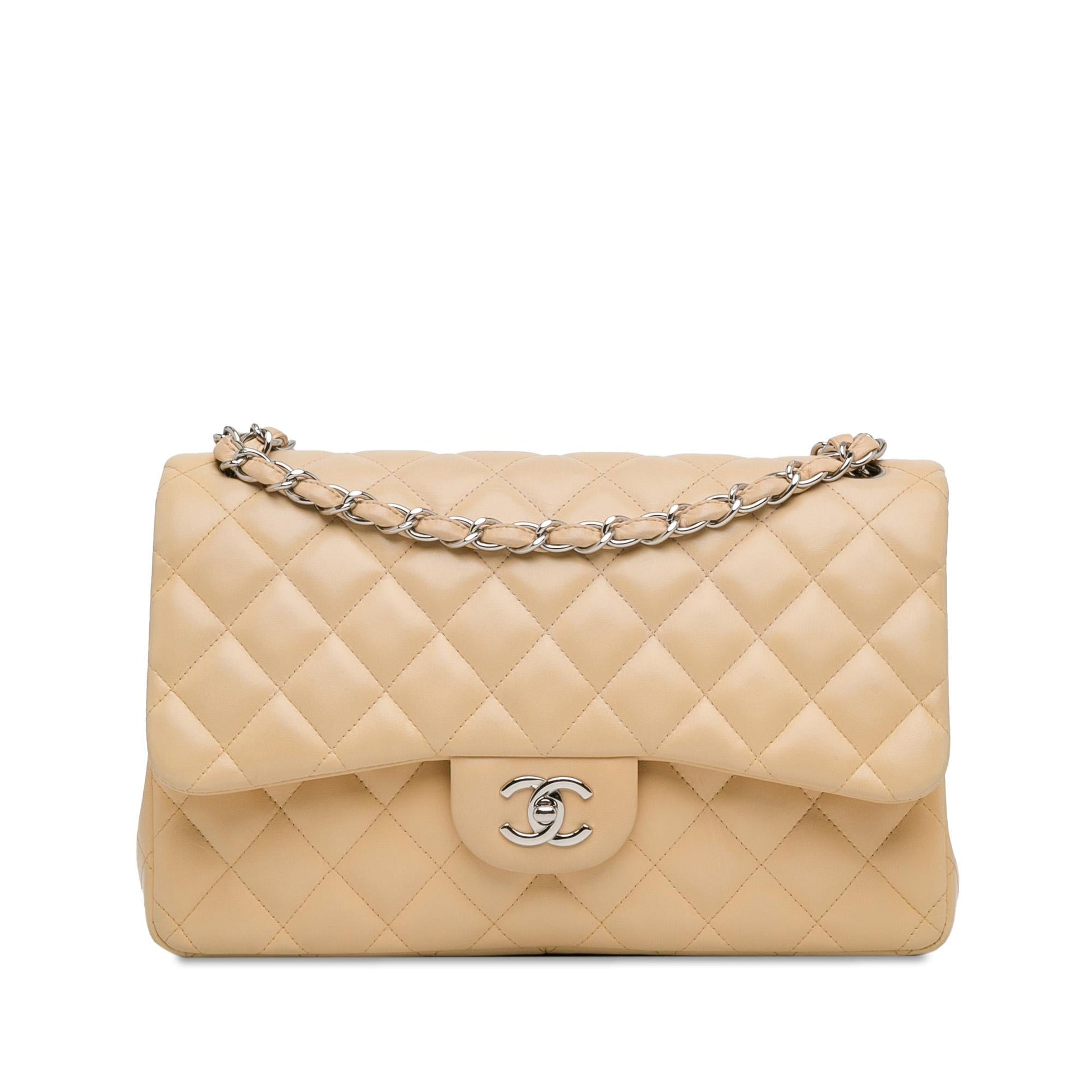 Chanel Jumbo Classic Lambskin Double Flap (SHG-Mqc20h) Shoulder Bag