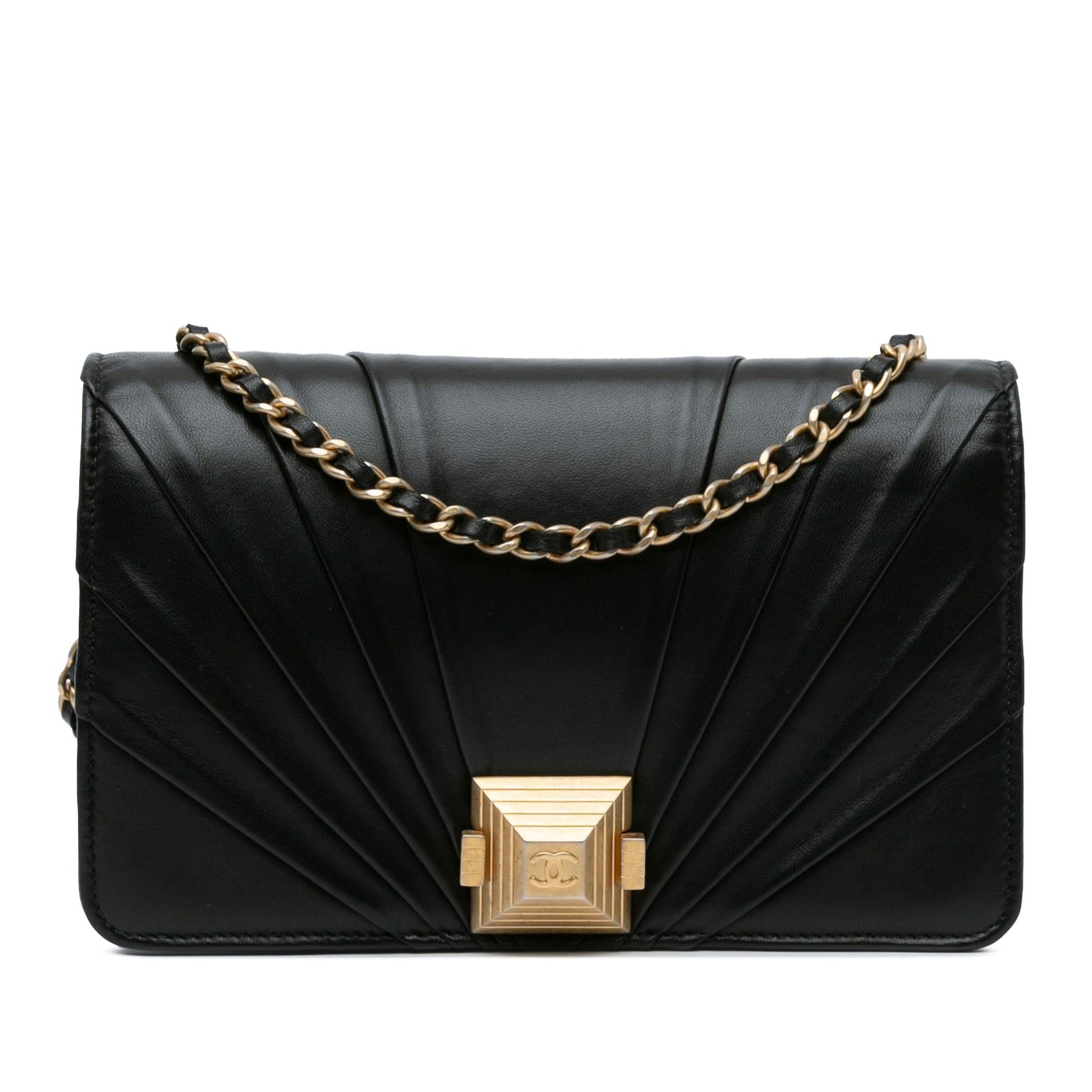 Chanel Lambskin Pyramid Wallet On Chain (SHG-Xyd0cJ) Crossbody