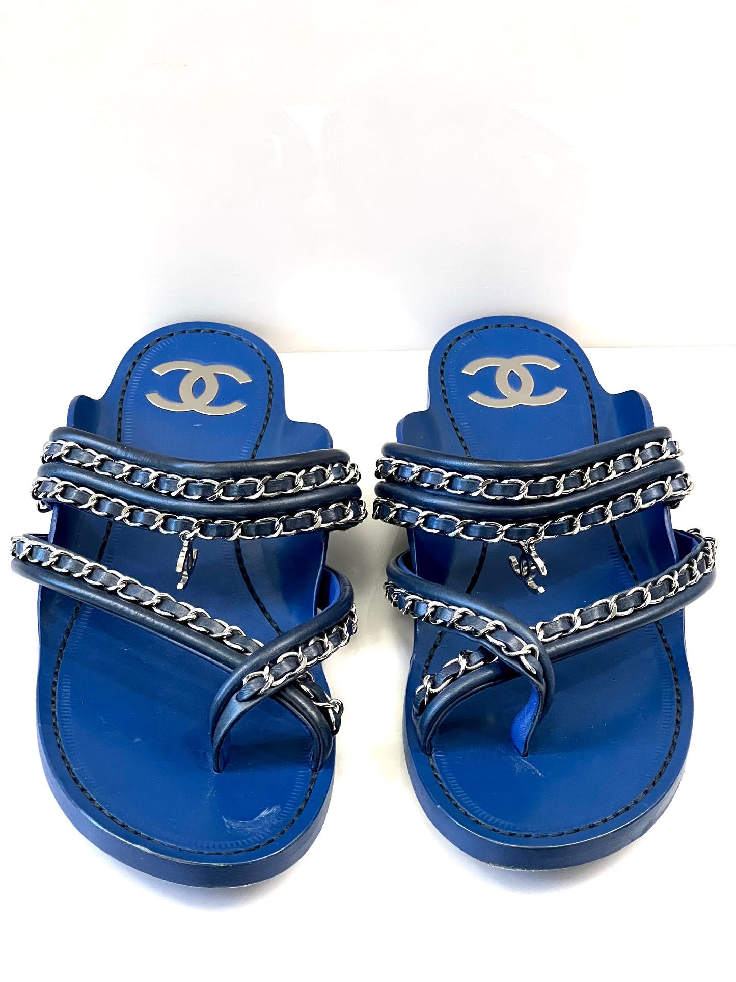 CHANEL CC CHAIN LEATHER SANDALS