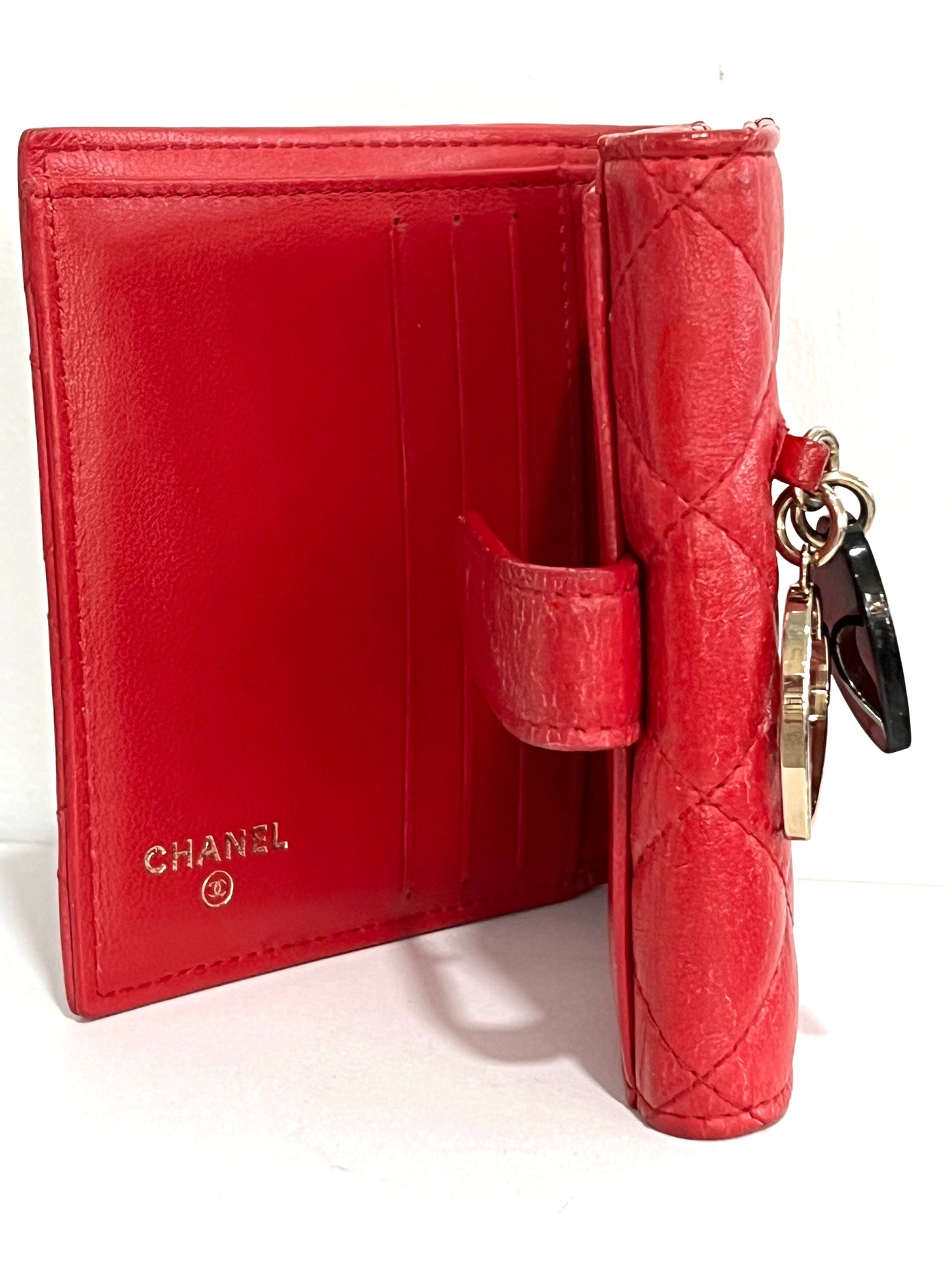CHANEL MATELASSÃ PORTE BONHEUR QUILTED LAMBSKIN CHARM WALLET