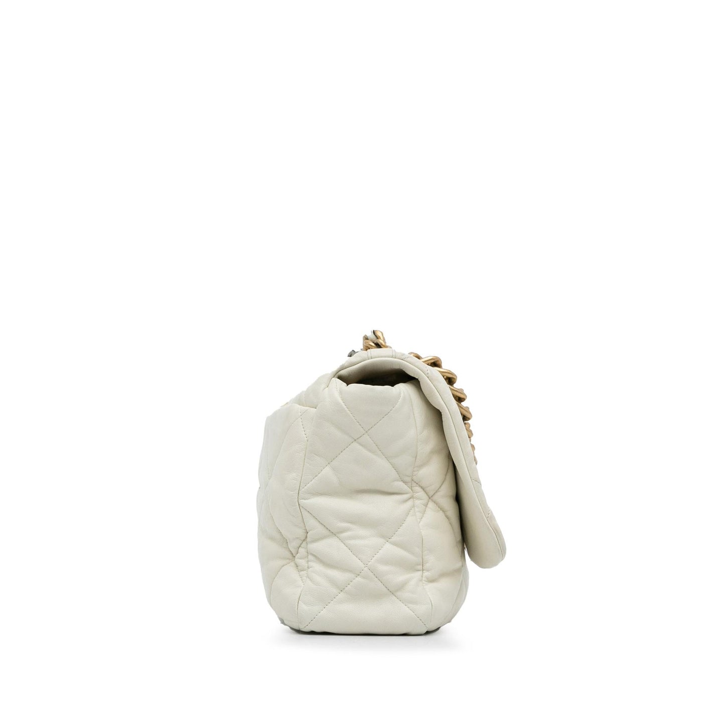 Chanel Maxi Lambskin 19 Flap (SHG-On907h) Shoulder Bag